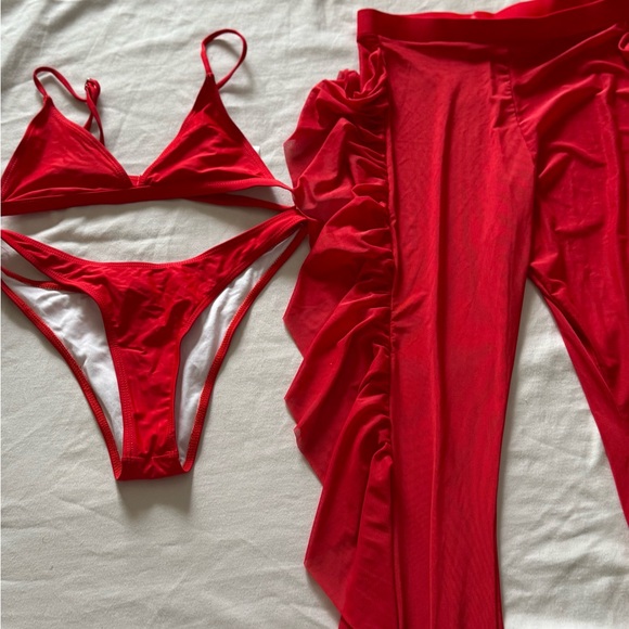 Red Bikini Set with Ruffled Pants - Picture 4 of 4